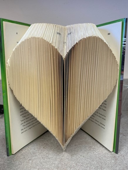 Book folding-heart