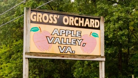 Gross' Orchard Sign